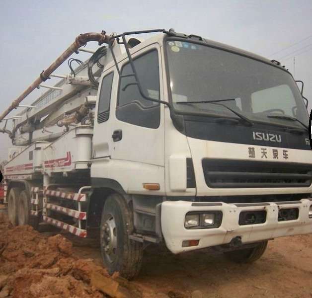 45m China Used ISUZU Mobile Truck-Mounted Concrete Boom Pump for Sale